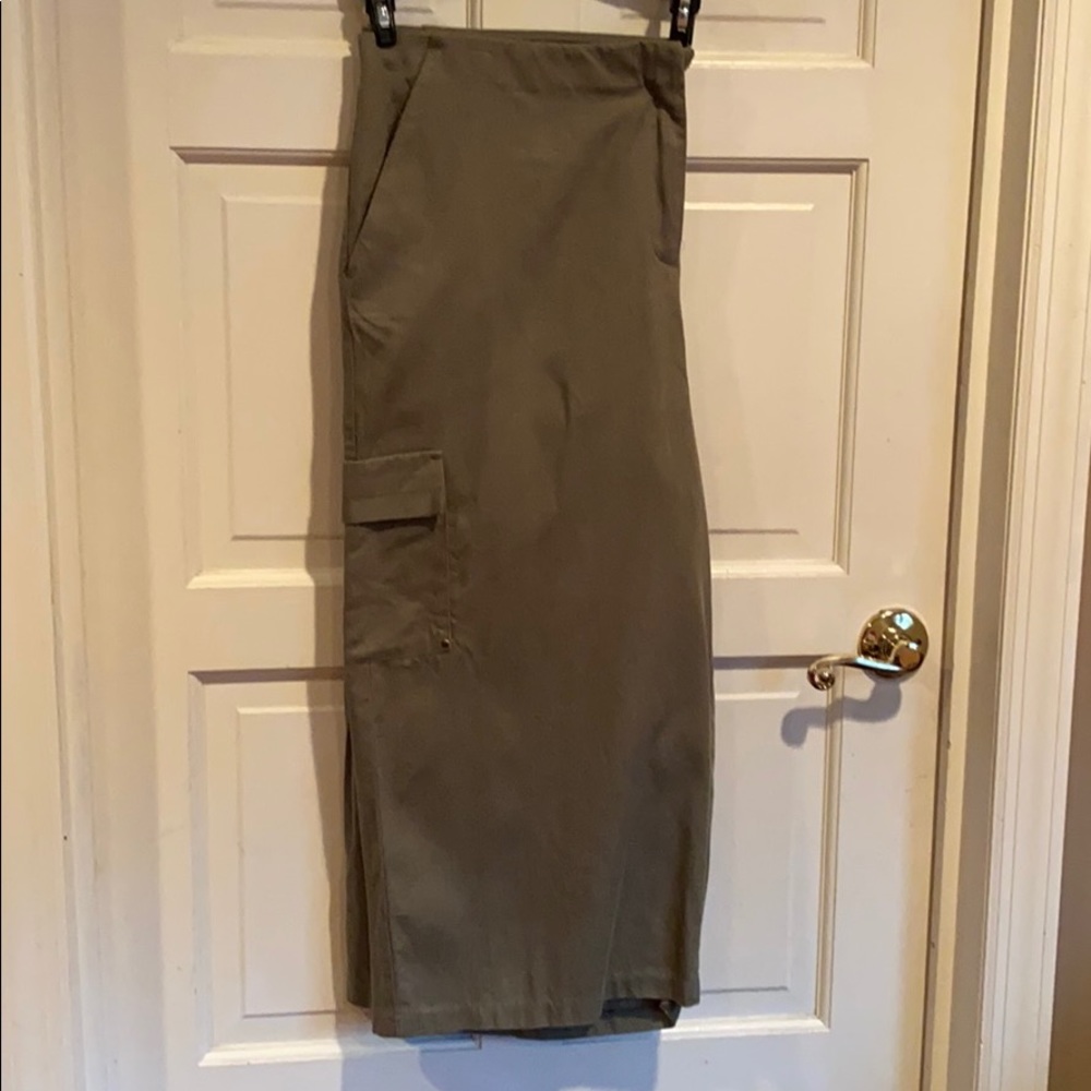 Rafaella olive culottes size 16W